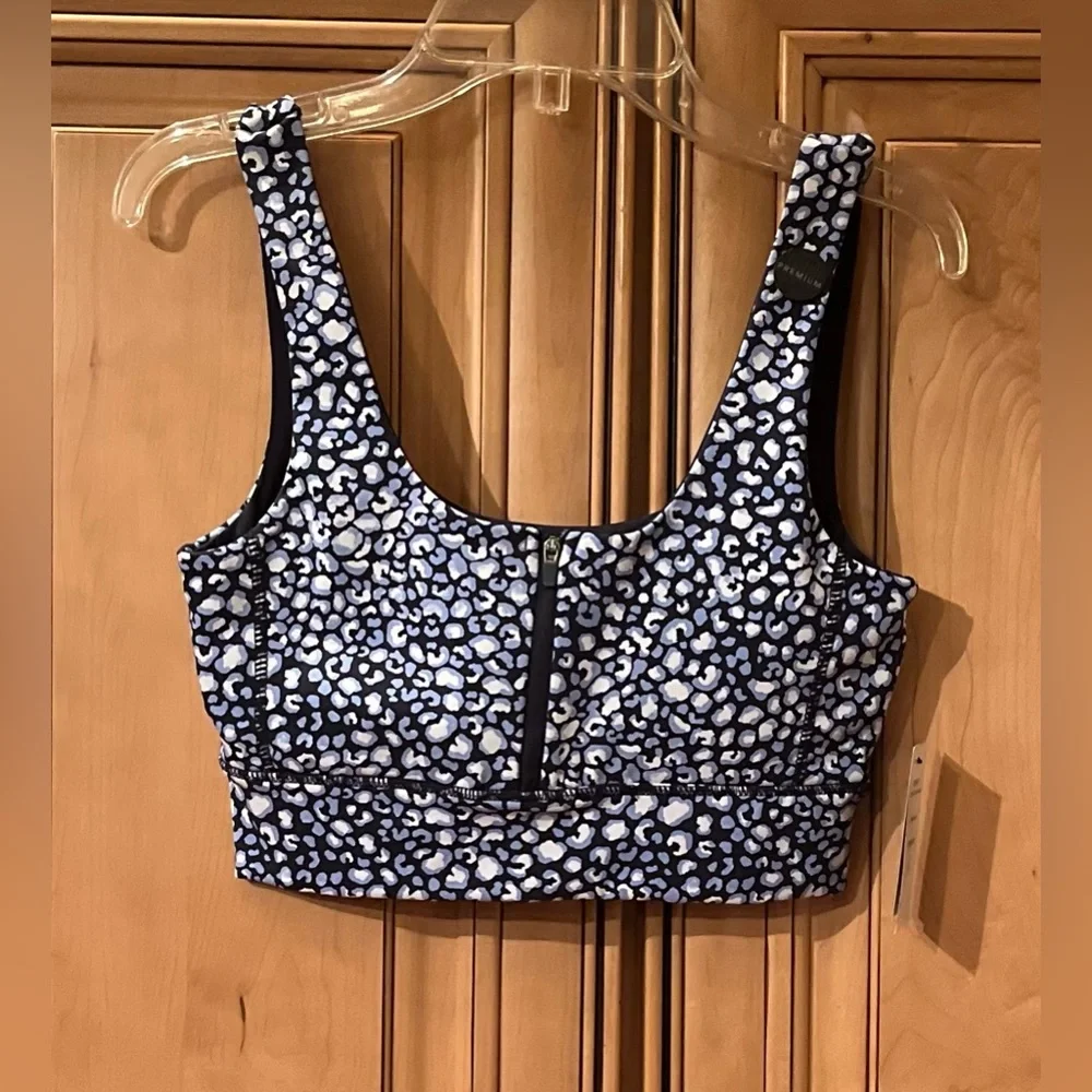 NWT Cotton On Body Ultimate Zip Front Vestlette Sports Bra